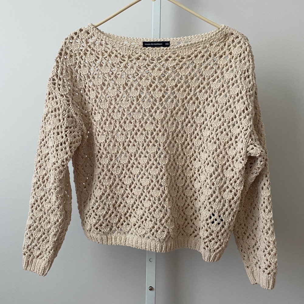 Moon & Madison Boho Coastal Relaxed Beachy Open Knit Crochet Sweater XS Beige
